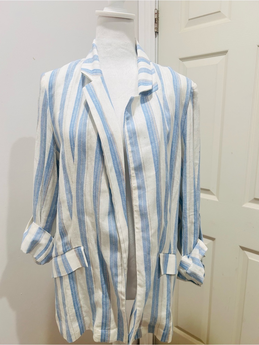 Love Tree Light Blue and White Striped Open Blazer